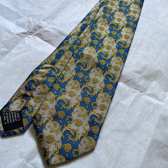 Gianni Versace Baroque Medusa Head Silk Tie metallic Sheen - Picture 1 of 9